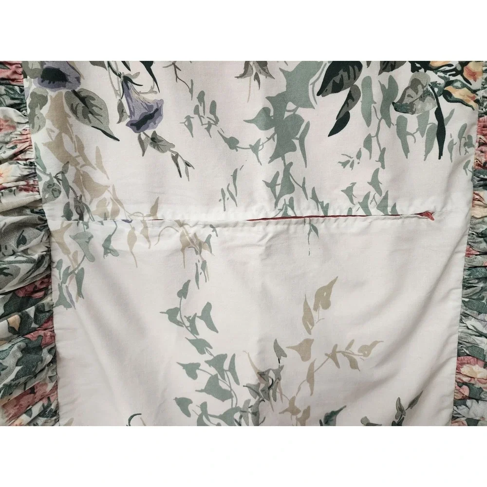 Pillow Sham - unbranded Floral   34